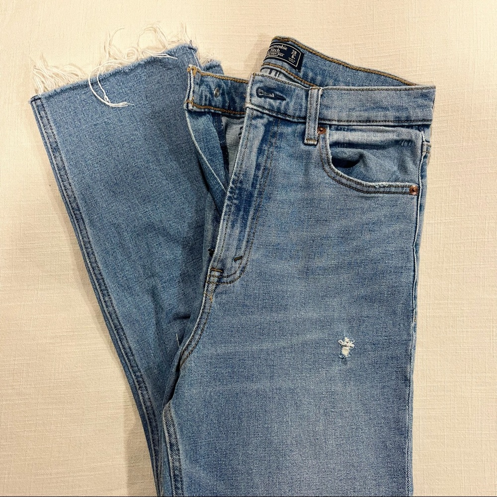 Abercrombie and Fitch cropped, ankle length jeans